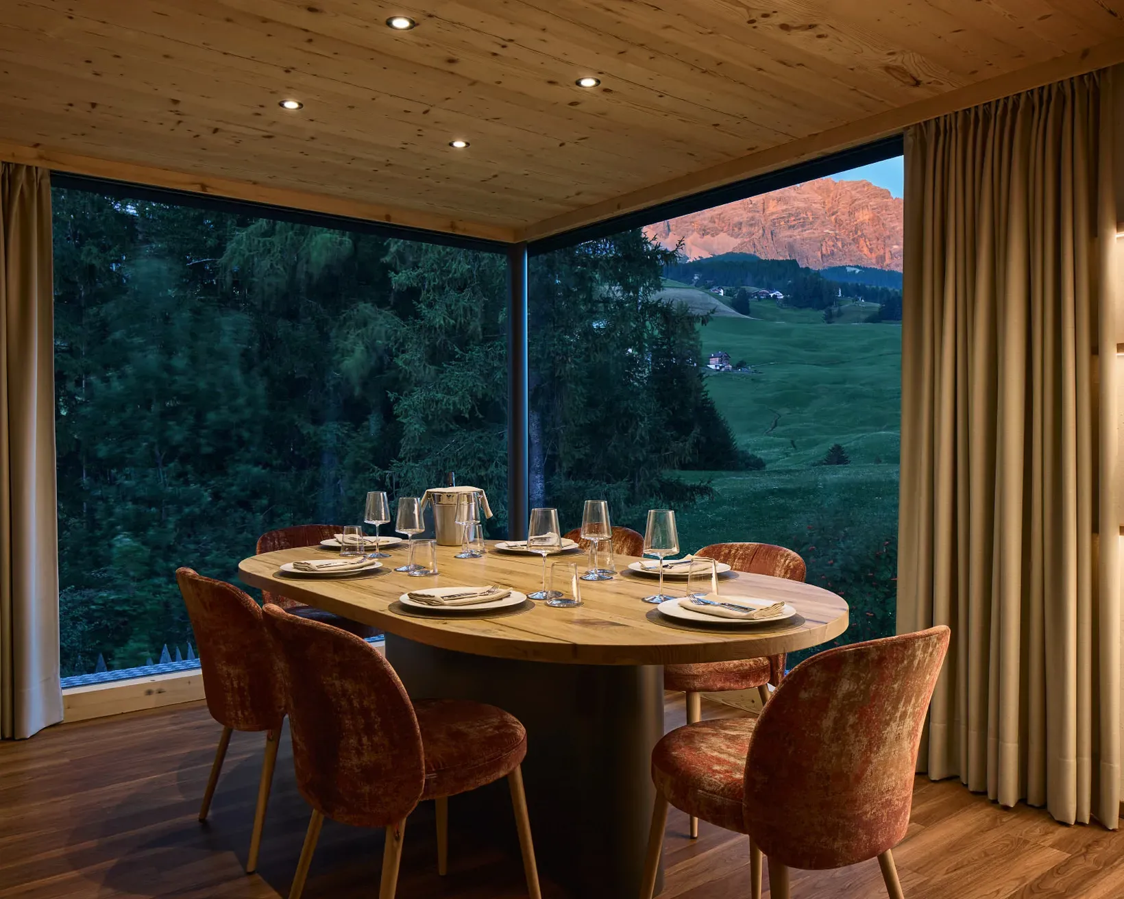 83 1058 les villes 09 08 25 visciani ph